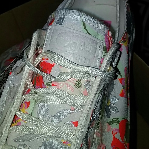 NWT Converse Chuck Taylor PatBo Floral Low Tops - Picture 6 of 6